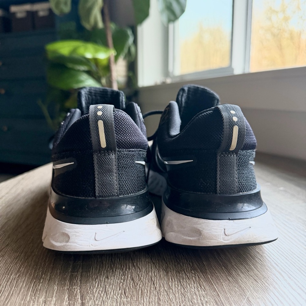 Nike infinity react flyknit 2 running shoes - Picture 5 of 10
